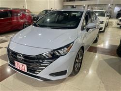 نيسان فيرسا